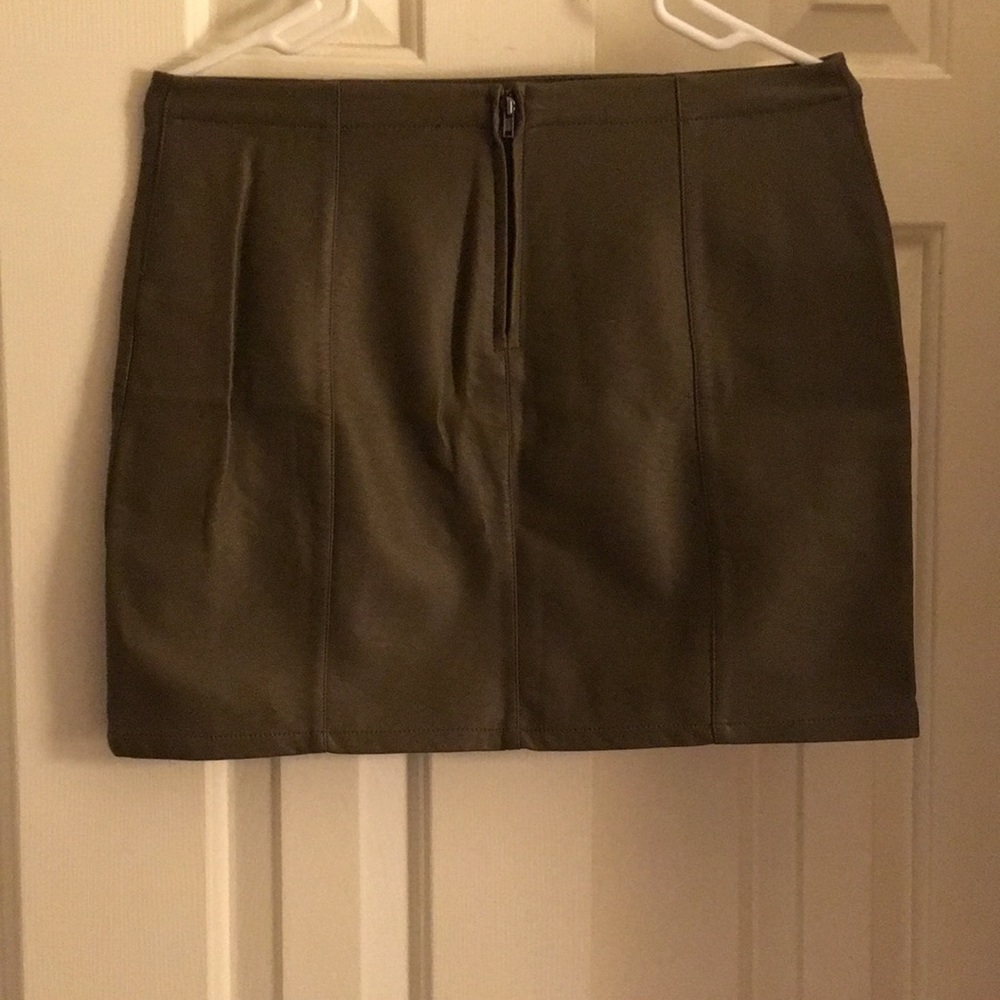 Faux leather mini skirt